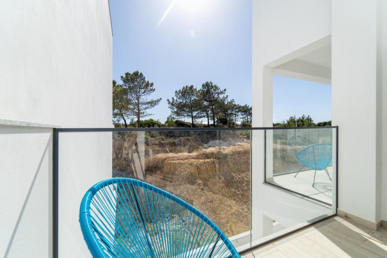 A Gaivota - Walking Distance To Monte Clerigo And Amoreira Beaches Aljezur Exteriör bild